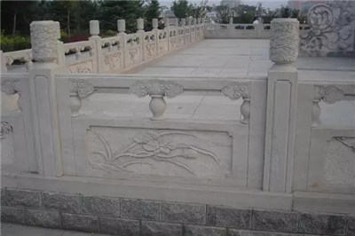 汉白玉石栏杆价格怎么计算